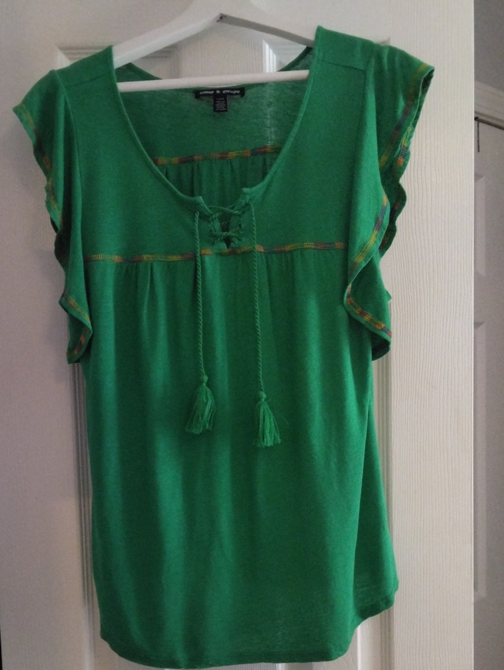 Cable & Gauge Green Tassel Peasant Top